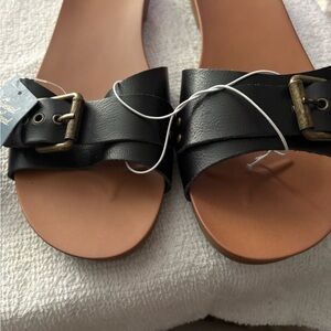 Universal Thread Black Slide Sandals with Brass Buckles